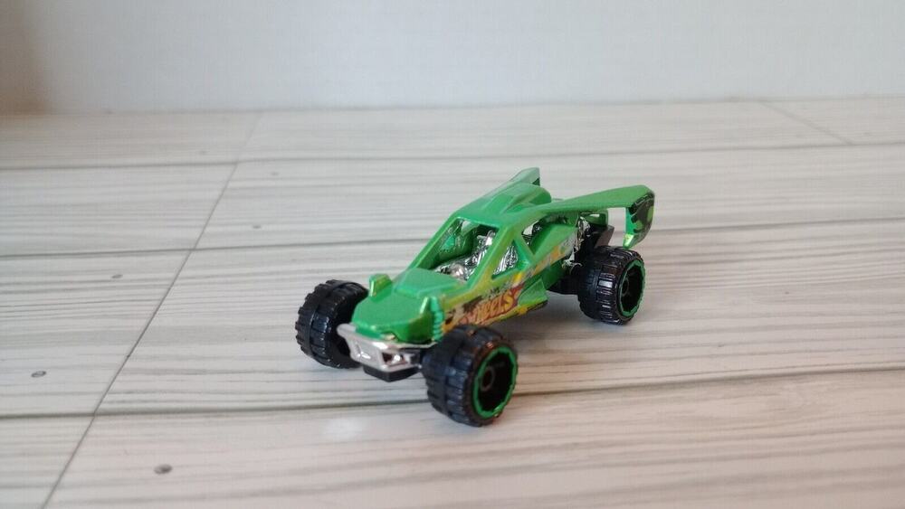 2012 Hot Wheels Green 1:64 Diecast Car Dune Buggy Loose